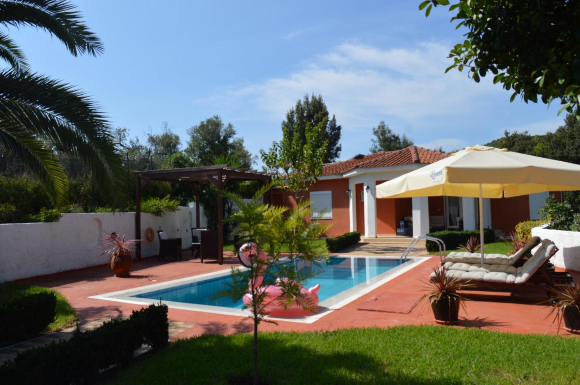 Villa Platanias Agia Paraskevi  Exteriér fotografie
