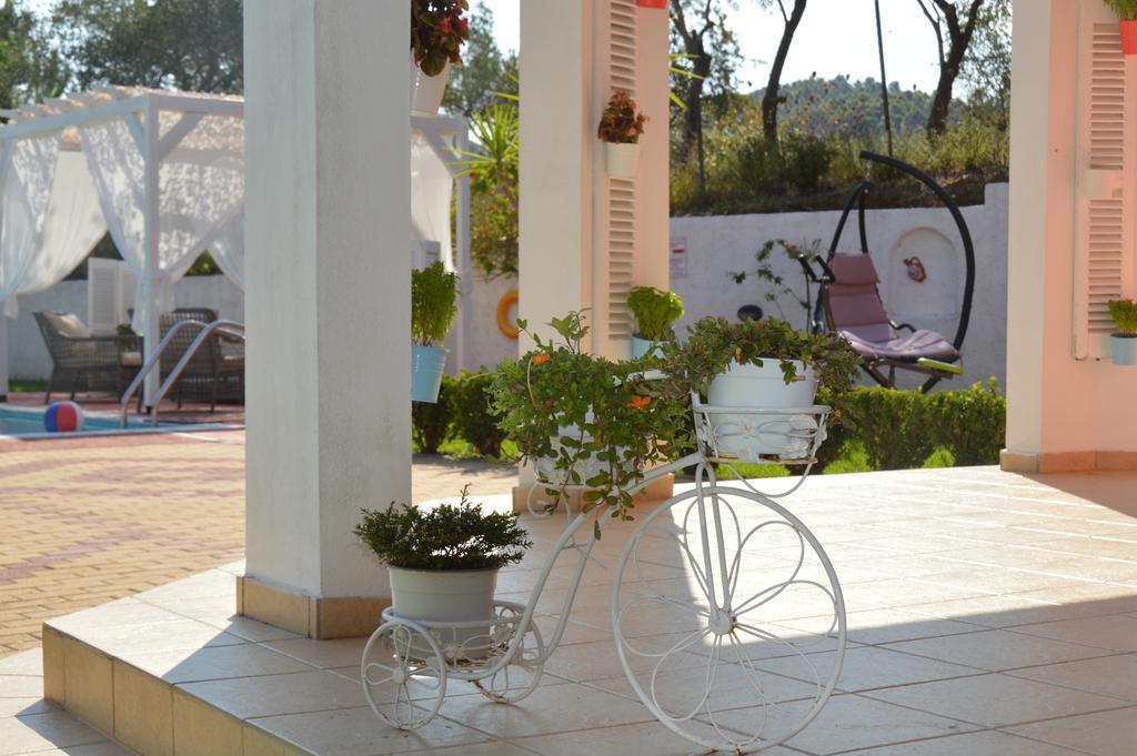 Villa Platanias Agia Paraskevi  Exteriér fotografie